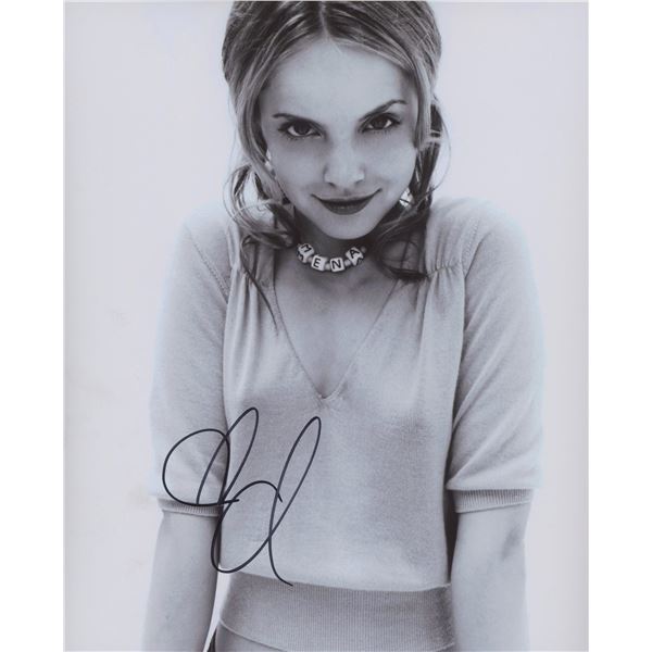 Mena Suvari signed photo