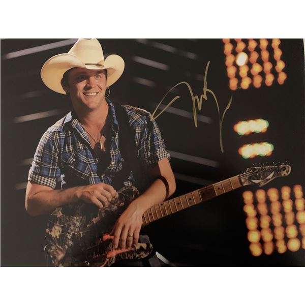 Justin Moore signed photo