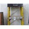 Image 2 : Husky 6' Step Ladder