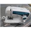 Image 2 : Brother XL 2600 Sewing Machine