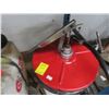 Image 2 : Oil Pump And Sprayer