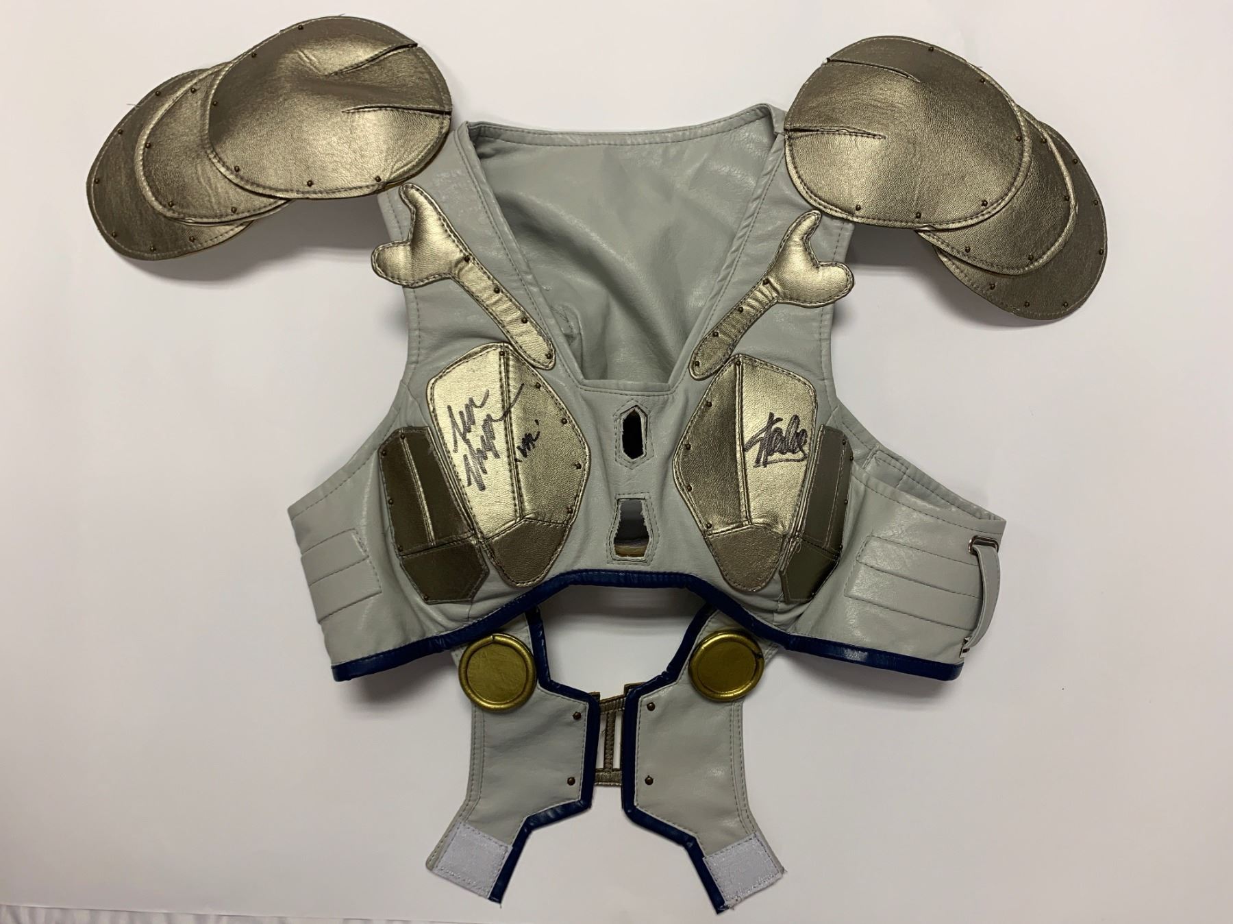 Autographing Chest Autograph Tessa Thompson Valkyrie Chest Protector