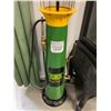 Image 2 : LARGE JOHN DEERE VISIBLE GAS PUMP BEVERAGE DISPENSER