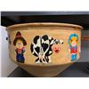 Image 2 : WONDERFULLY HAND PAINTED FARM SIFTER