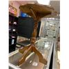 Image 2 : SMALL WOODEN OCCASIONAL TABLE