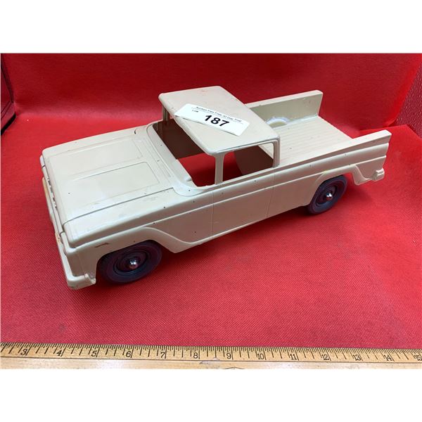 VINTAGE MARX TOY PICKUP TRUCK