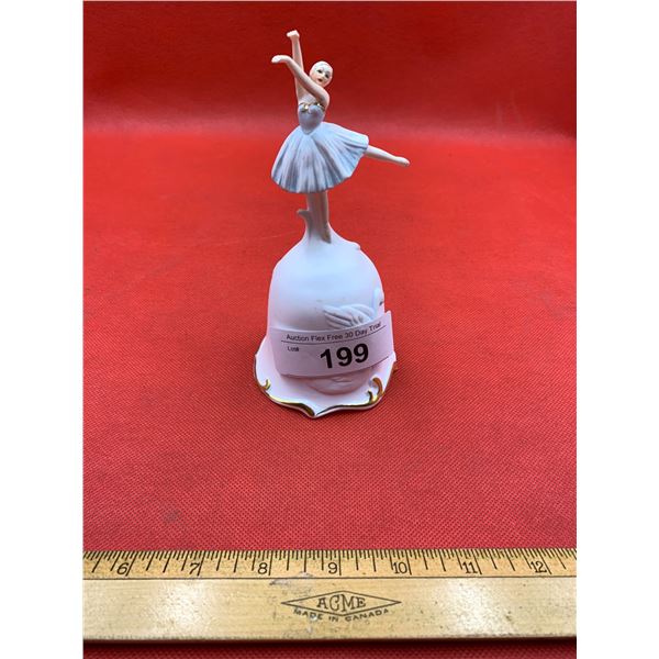 BONE CHINA BALLERINA BELL FIGURE