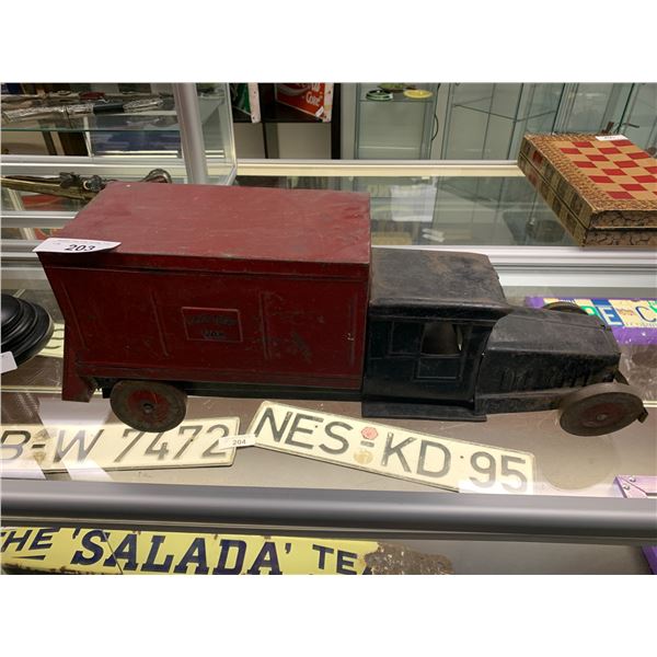 VINTAGE 30'S COR-COR PRESSED STEEL TRUCK