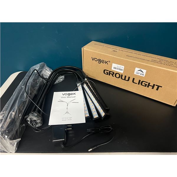 Lot of 1 Vogek 4-Head LED Plant/Grow Light w/ Tripod