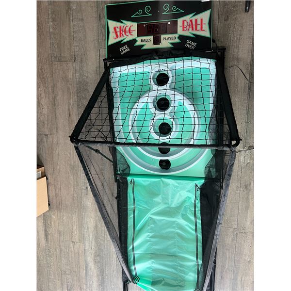 Lot of 1 Skee Ball Game Table (*Used)