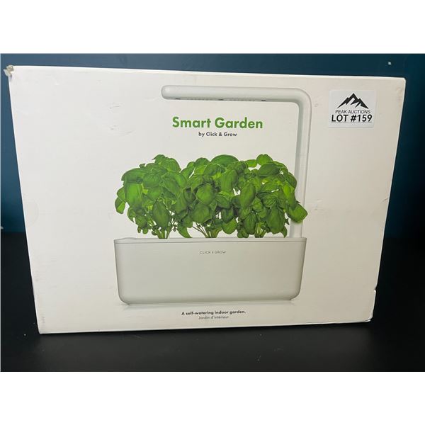 Lot of 1 Smart Garden 3 Indoor Plant Garden by Click & Grow