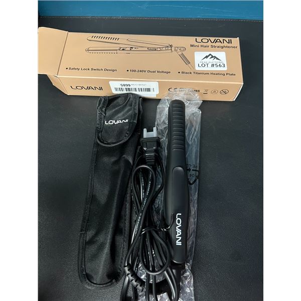 Lot of 1 Mini Hair Straightener w/ Case