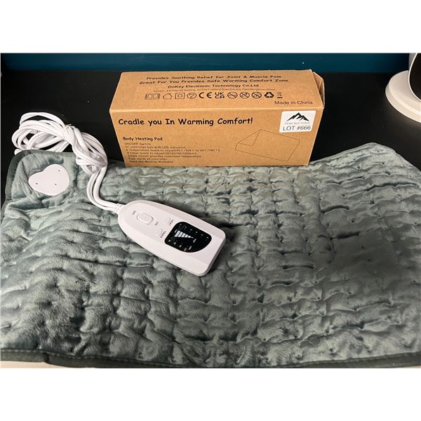 Lot of 1 Body Heating Pad