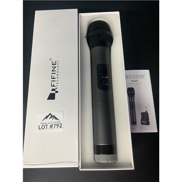 Lot of 1 Wireless Microphone