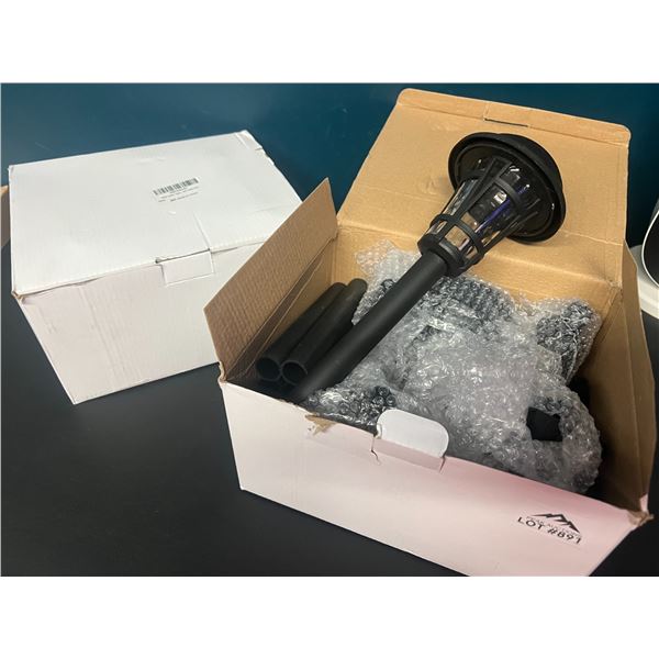 Lot of 2 Boxes Solar Garden Lights