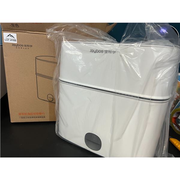 Lot of 1 Household Trash Can