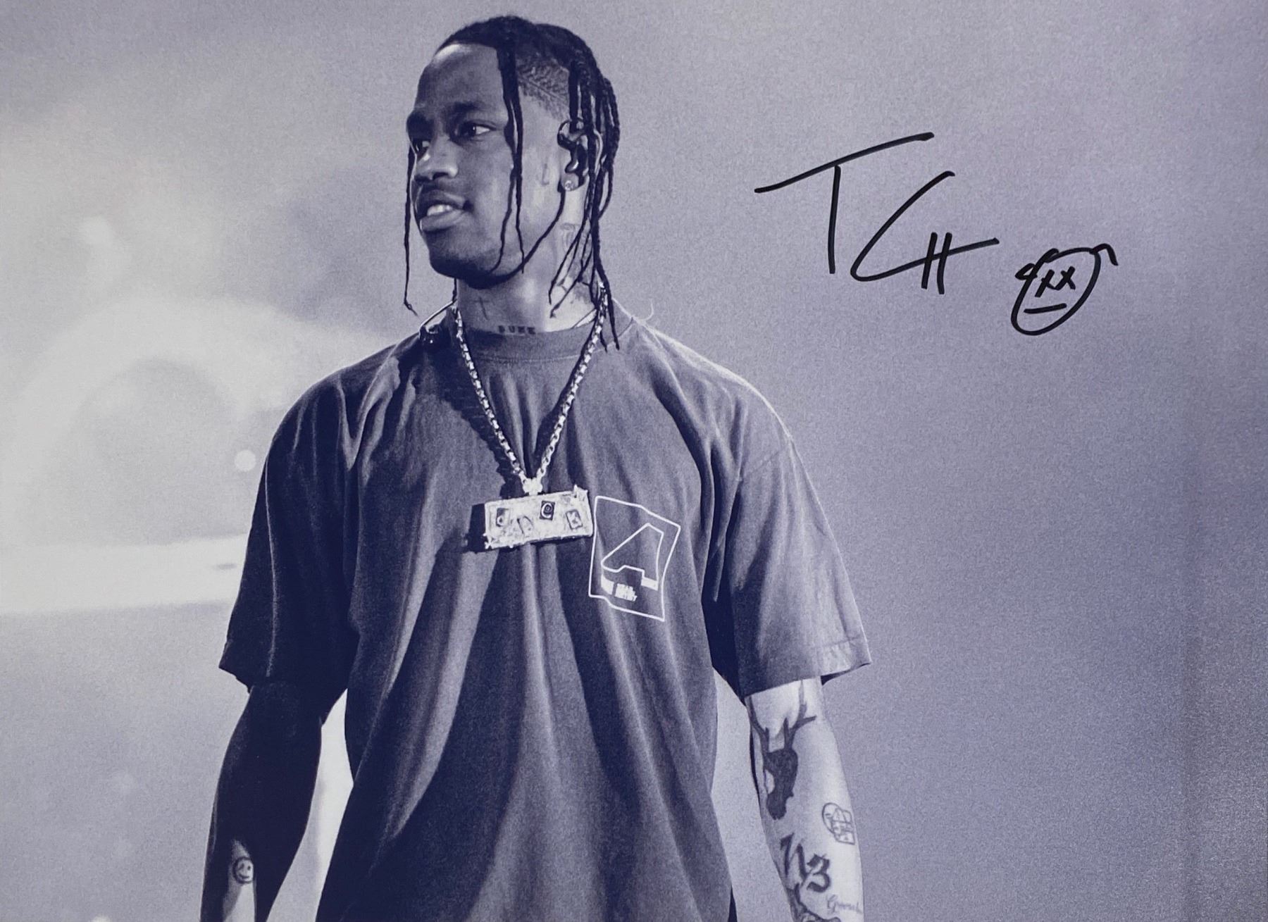 Autograph Signed Travis Scott Photo