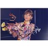 Image 1 : Autograph Signed  Taylor Swift Photo