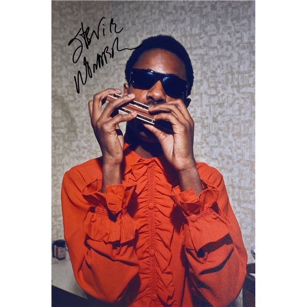 Autograph Signed  Stevie Wonder Photo