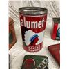 Image 5 : VINTAGE TIN LOT