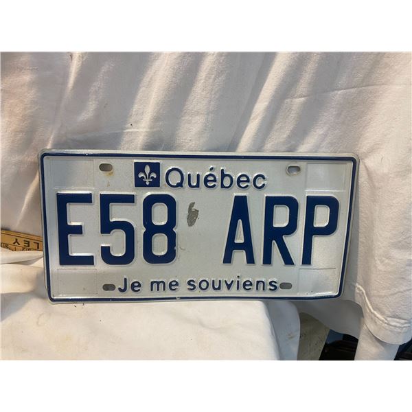 Quebec license plate