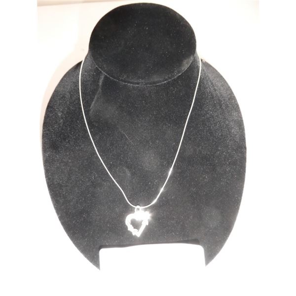 New Sterling Silver necklace w/ heart pend