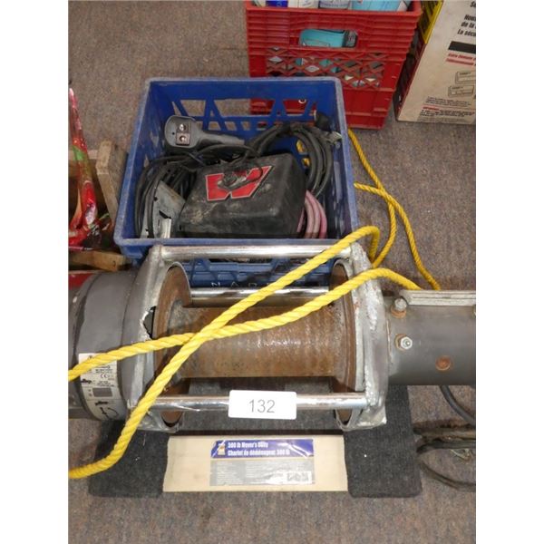 Warn 1500lb winch With Remotes Working Condition