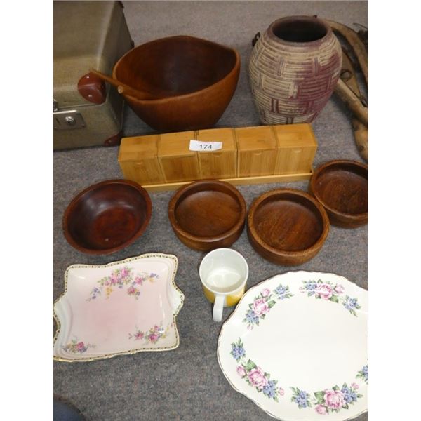 wooden bowls, wooden containers, dishes, cup