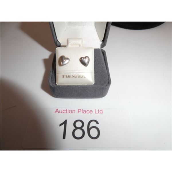 New Sterling Silver Earrings heart-shaped
