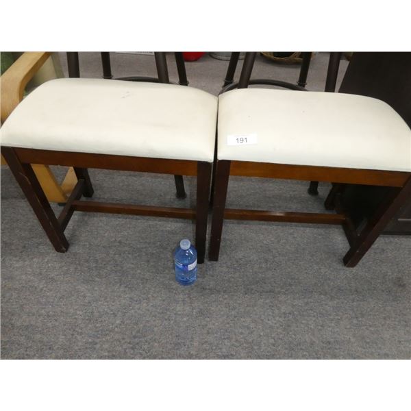 2-stools