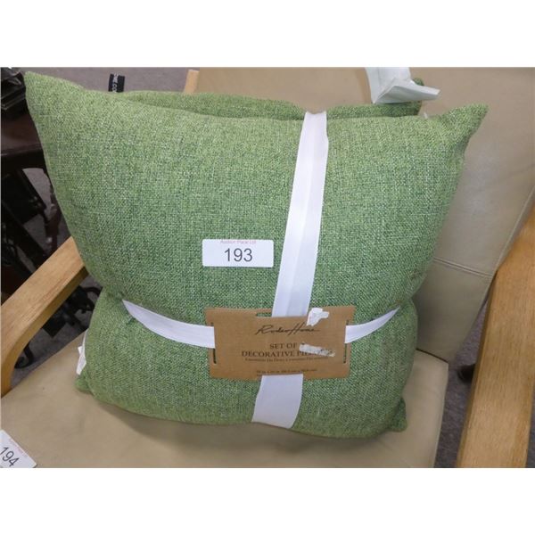 2-decorative pillows