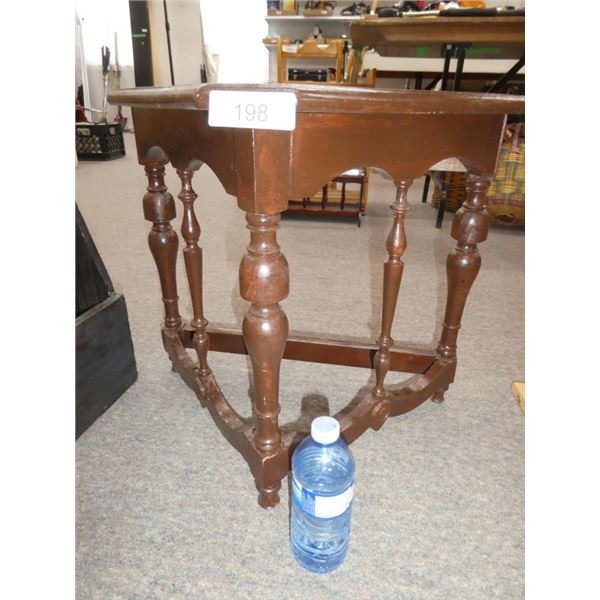 corner side  table