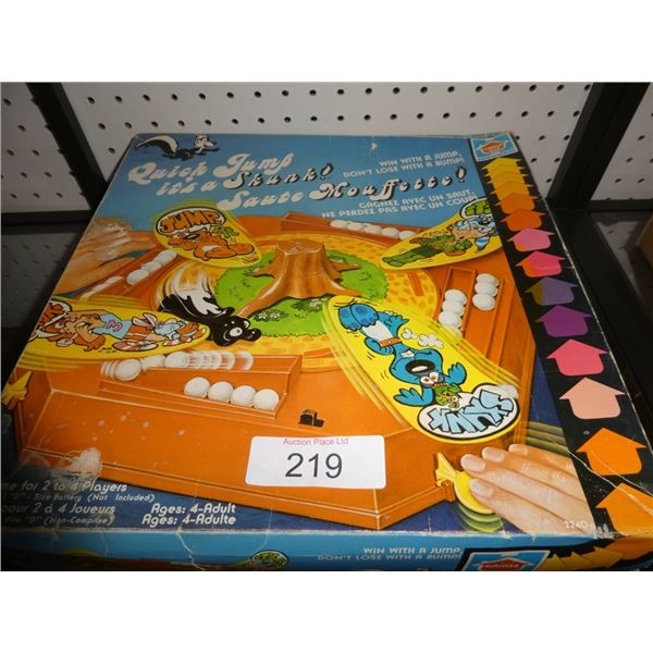 vintage game: Quick Jump it's a Skunk!