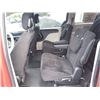 Image 32 : F4 --  2014 DODGE GRAND CARAVAN SE, Red, 155801 KM
