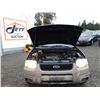 Image 37 : A11 --  2003 FORD ESCAPE XLS 4X4 , Grey, 336385 KM