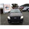Image 6 : G2 --  2005 FORD 150 SUPERCREW 4X4, Black, 226511 KM