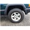 Image 33 : A7 --  1997 JEEP CHEROKEE SPORT 4X4, GREY, 217,561 KMS TMU