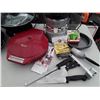 Image 2 : Lot Of New + Used Appliances Including Gourmet Wok, Juicer + 14" Cast Iron Fry Pan With Lid + More