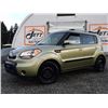 Image 1 : D4 --  2010 KIA SOUL +, Green, 227911 KM