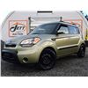 Image 2 : D4 --  2010 KIA SOUL +, Green, 227911 KM