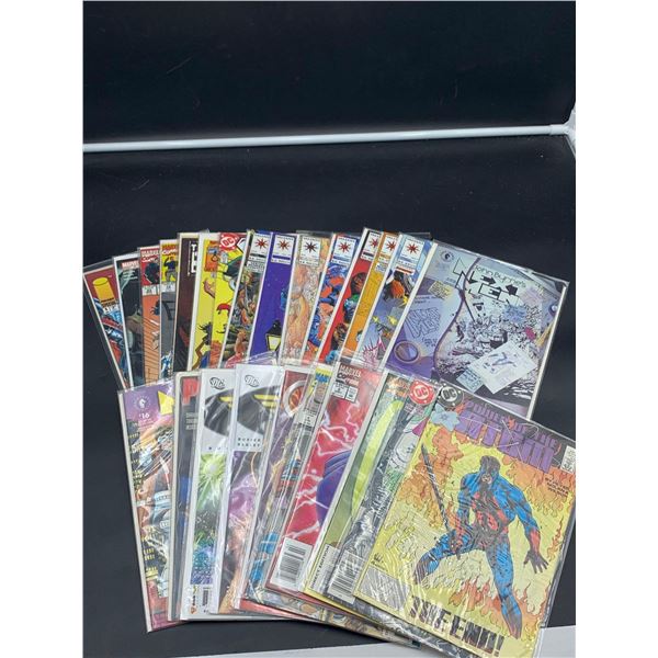 Assorted Comic Books, In protective sleeves - LOT OF 25