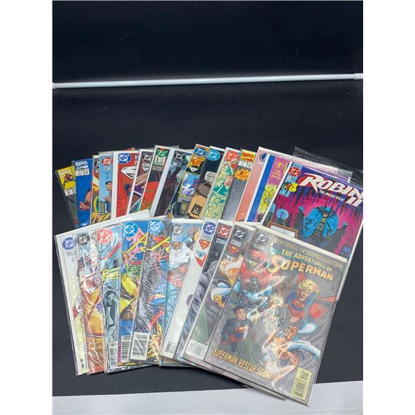 Assorted Comic Books, In protective sleeves - LOT OF 25