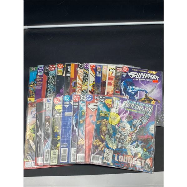 Assorted Comic Books, In protective sleeves - LOT OF 25