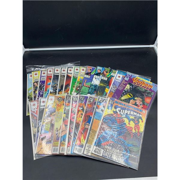 Assorted Comic Books, In protective sleeves - LOT OF 25
