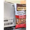 Image 2 : CASE LOT Snyder's Gluten Free Mini Pretzels 12 x 220g