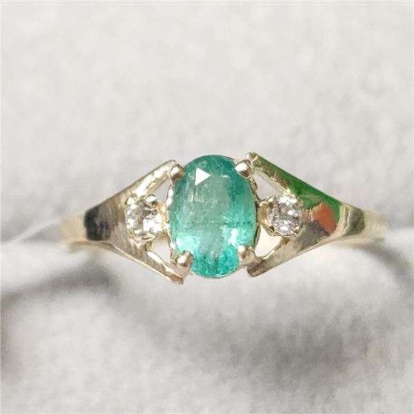 10K Yellow Gold Emerald(0.45ct) Diamond(0.07ct) Ring (~Size 6.25) (~weight 1.33g), Made in Canada, A