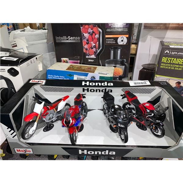 Maisto Honda Motorcycles  1/ 12 Die cast metal