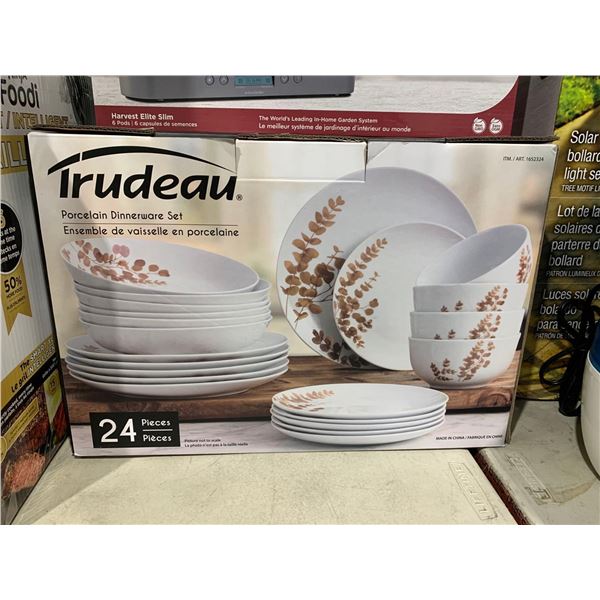 Trudeau Porcelain Dinnerware set 24 pcs