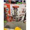 Image 1 : Studio XXL Magic Bubbles Kitchen w/ 39 accessories