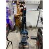 Image 1 : Shark Upright Vacuum